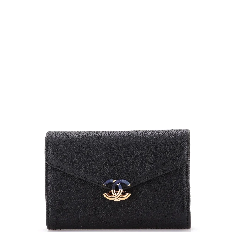 Thread Around Flap Wallet Quilted Caviar Compact