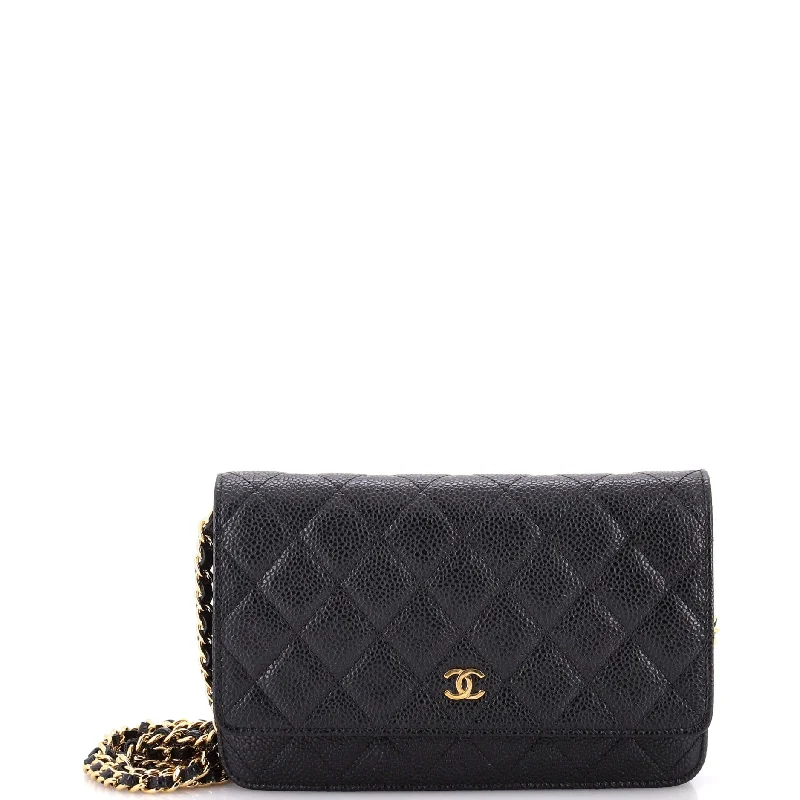 Wallet on Chain Quilted Caviar