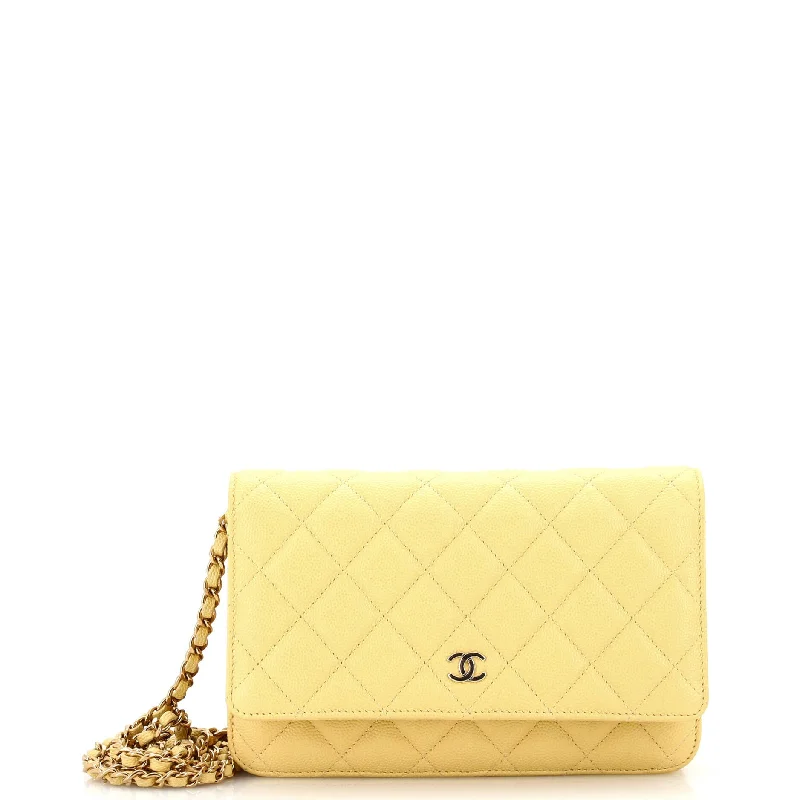 Wallet on Chain Quilted Caviar