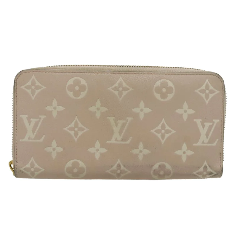 Louis Vuitton Zippy Wallet  Leather Wallet  (Pre-Owned)