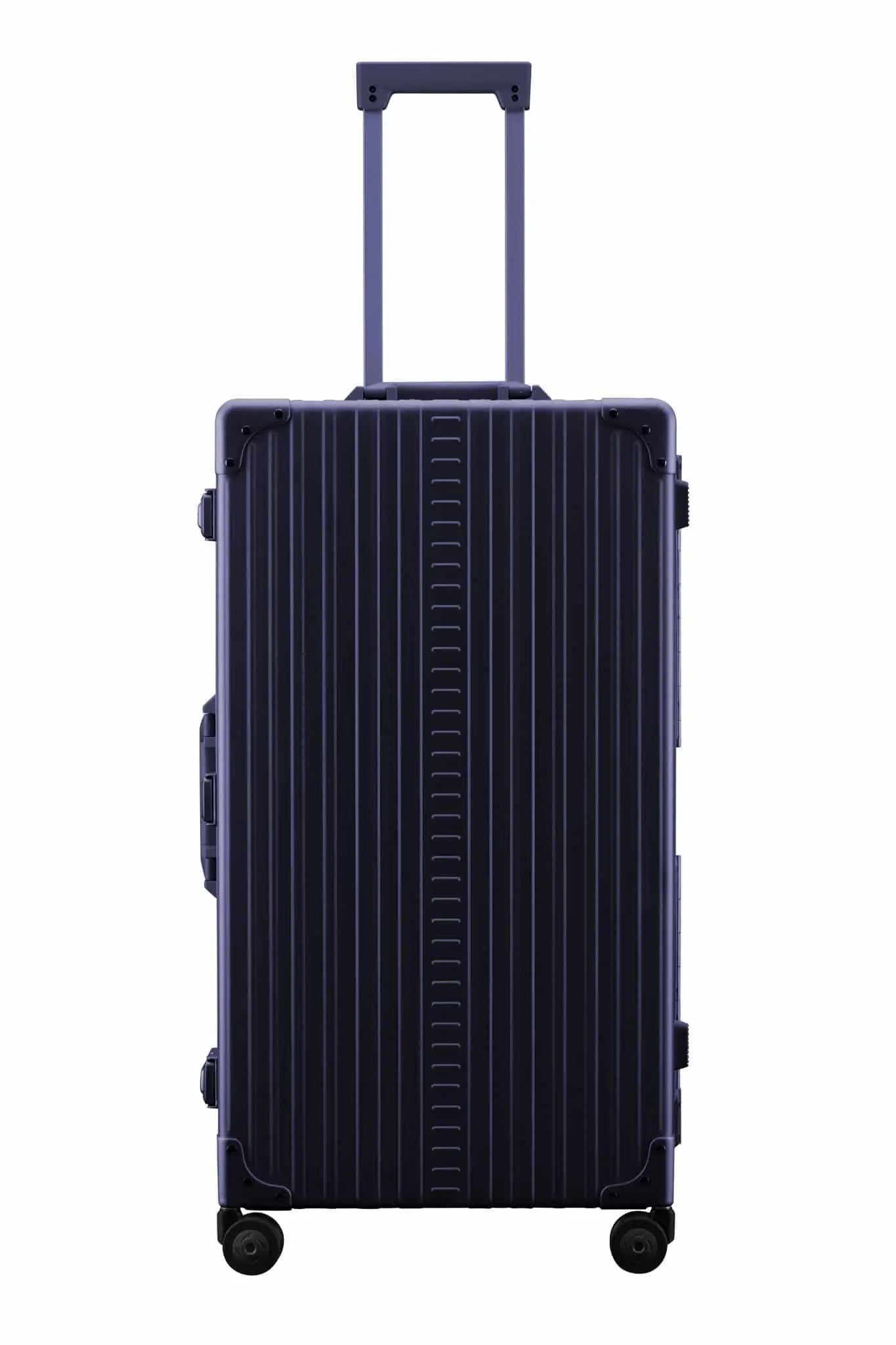 30" International Trunk Checked Aluminum Spinner