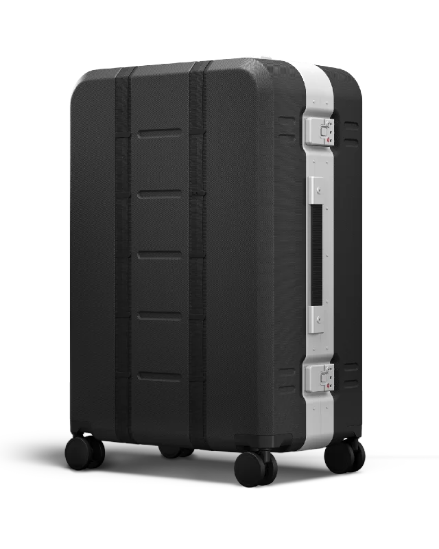 Ramverk Pro Check-in Luggage Large Silver